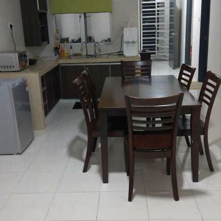 Spacious & Cozy Condo - Hijauan Heights Block C Kajang Kültér fotó
