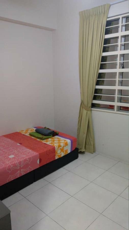 Spacious & Cozy Condo - Hijauan Heights Block C Kajang Kültér fotó