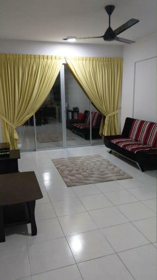 Spacious & Cozy Condo - Hijauan Heights Block C Kajang Kültér fotó